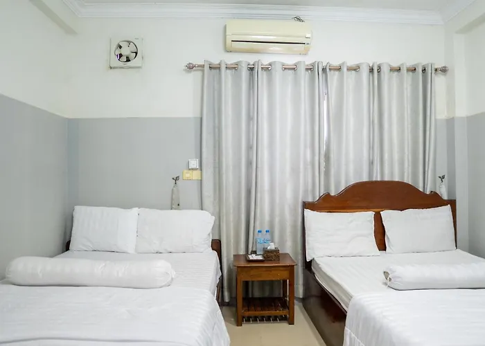 Standard Twin Room