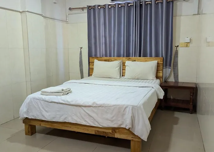 Budget King Room